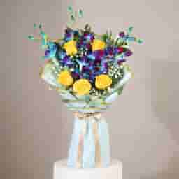 Romantic Rose And Orchid Bouquet in UAE