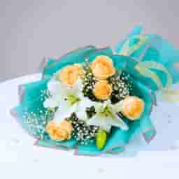Oriental Lily And Rose Bouquet in UAE