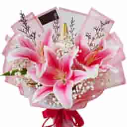 Fresh Pink Lily Blossom Bouquet