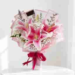 Fresh Pink Lily Blossom Bouquet
