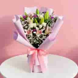Pure Grace Lily Bouquet
