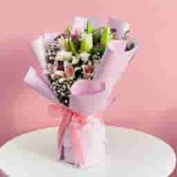 Pure Grace Lily Bouquet