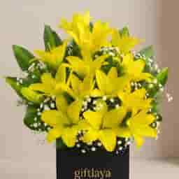 Elegant Yellow Lily Flower Bouquet in UAE