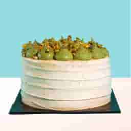 Pistachio Magic Dessert Cake
