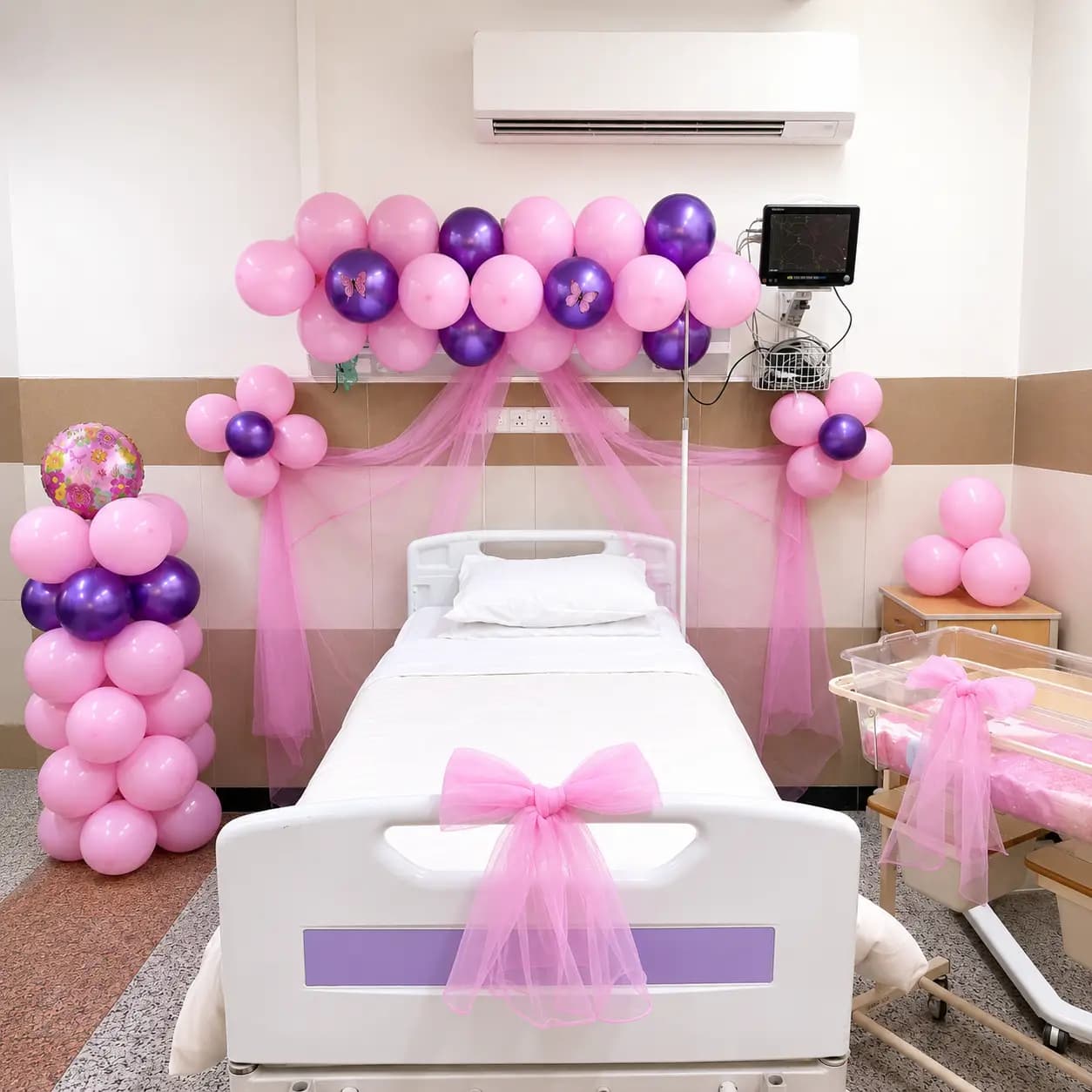 Newborn Baby Girl Balloon Decoration