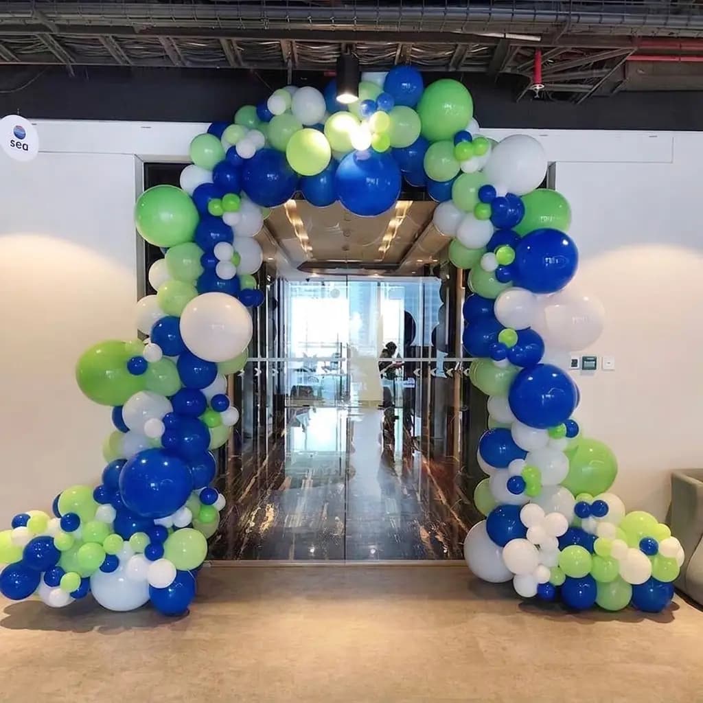 Shop Entrance Balloon Arch