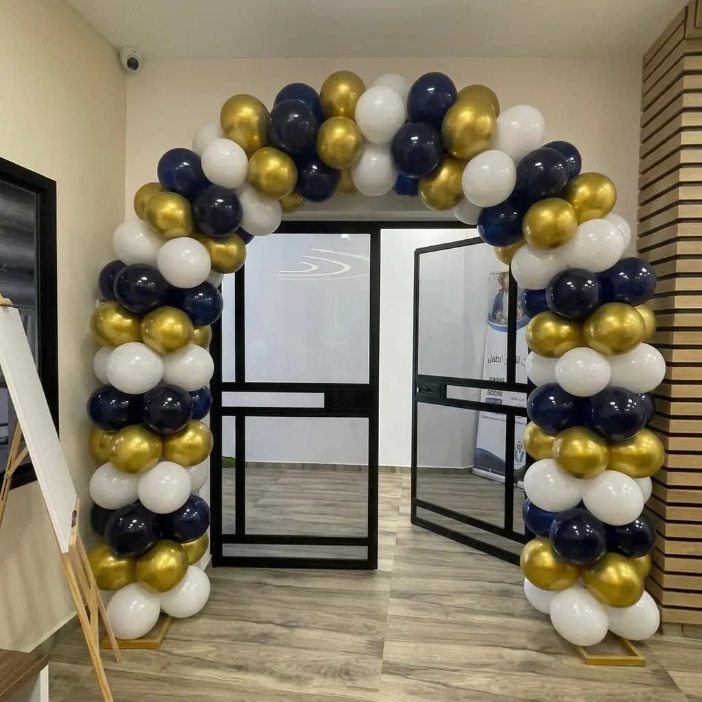 Retail Entrance Balloon Decor