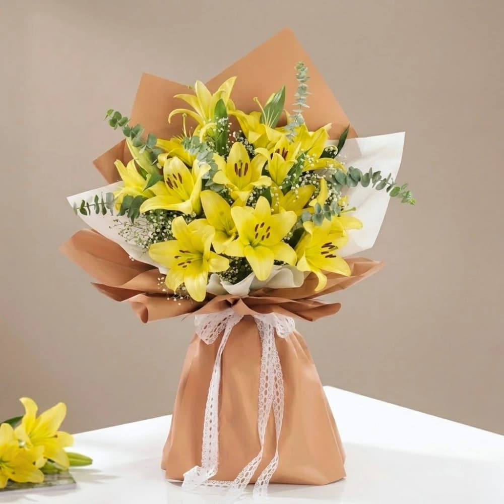 Premium Fragrant Yellow Lily Bouquet