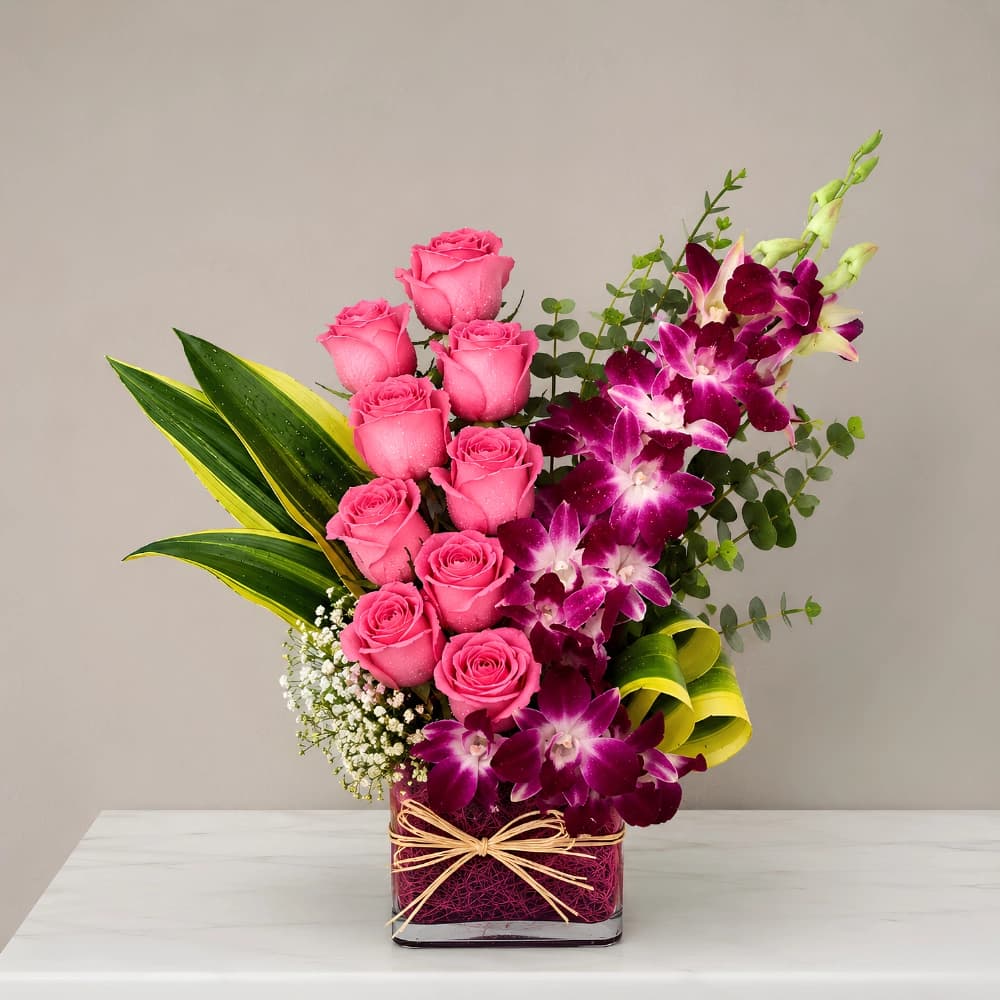Premium Rose And Orchid Bouquet With Vase