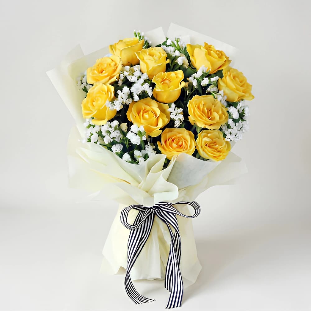 Elegant Mixed Yellow Rose Bouquet