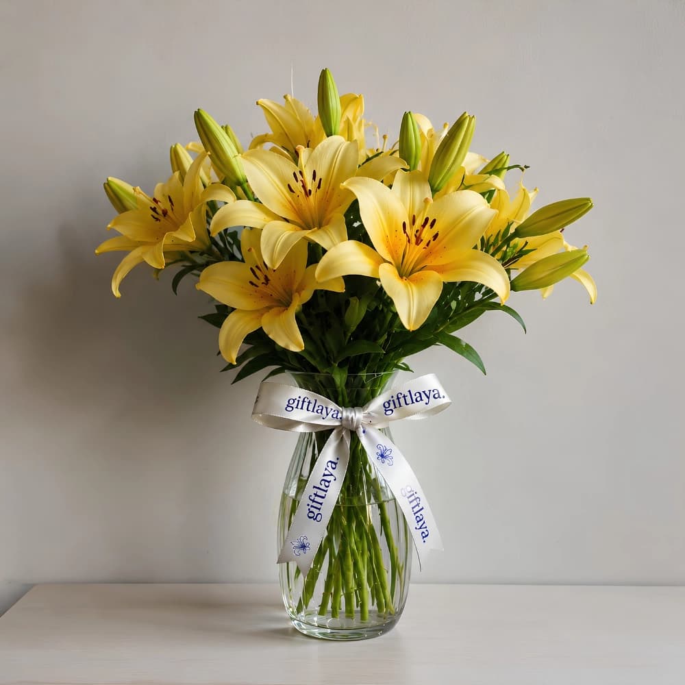 Fresh Yellow Lily Flower Glass Vase