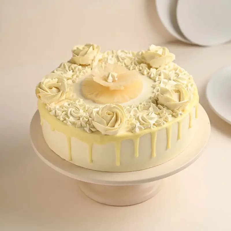 Pineapple Sunshine Cream Cake
