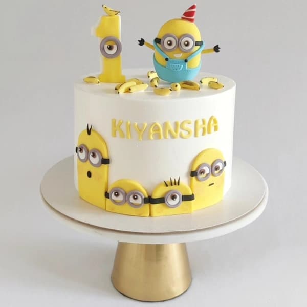 Despicable Minions Birthday Cake