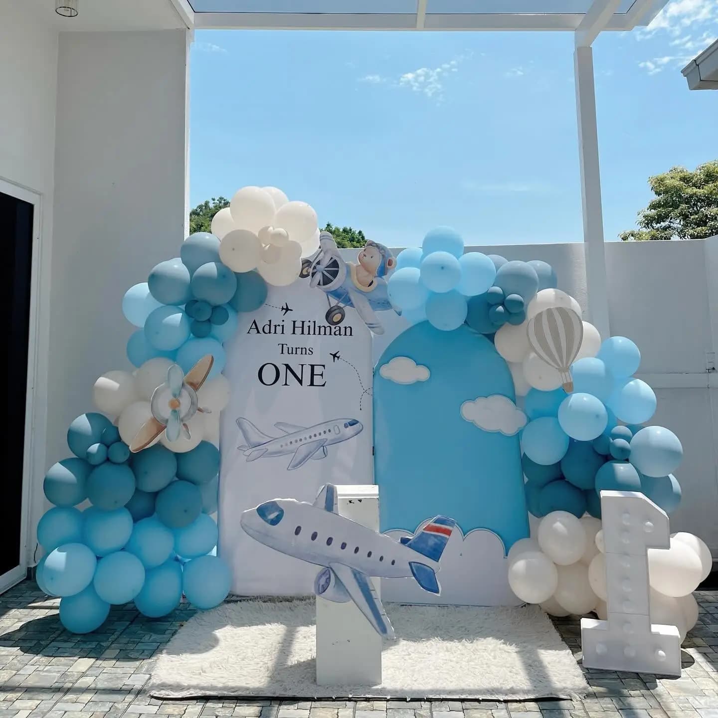 Airplane Party Balloon Garland