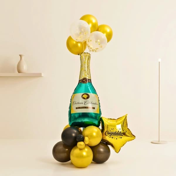 Golden Cheers Balloon Decor