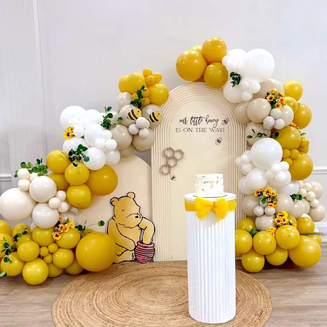 Winnie the Pooh Theme Balloon Decoration