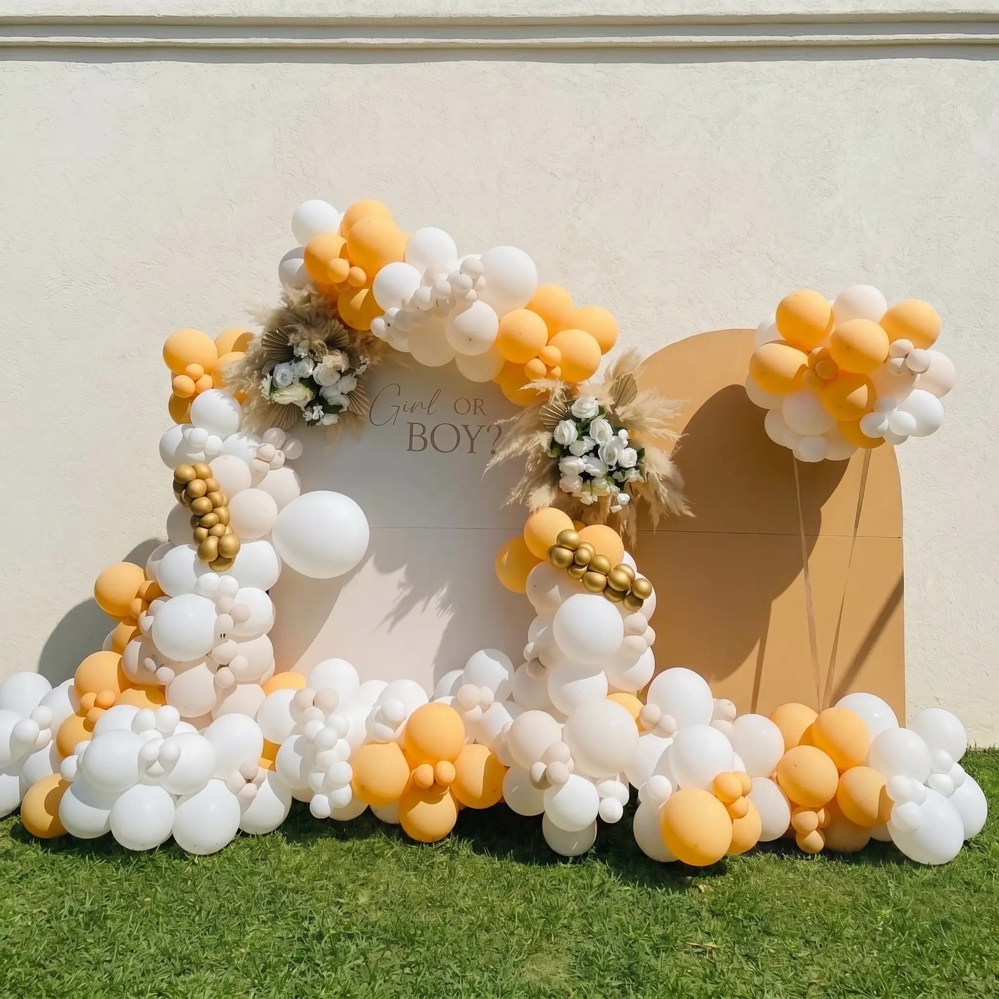 Mommy to Be Celebration Balloon Decoration